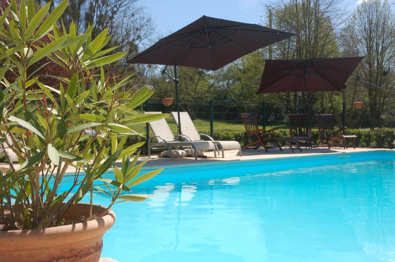 Le Logis Du Pressoir Self Catering Gites In Beautiful 18Th Century Estate In The Heart Of The Loire Valley With Heated Pool And Extensive Grounds. Les Bois-d'Anjou Εξωτερικό φωτογραφία