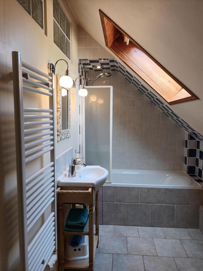 Le Logis Du Pressoir Self Catering Gites In Beautiful 18Th Century Estate In The Heart Of The Loire Valley With Heated Pool And Extensive Grounds. Les Bois-d'Anjou Εξωτερικό φωτογραφία